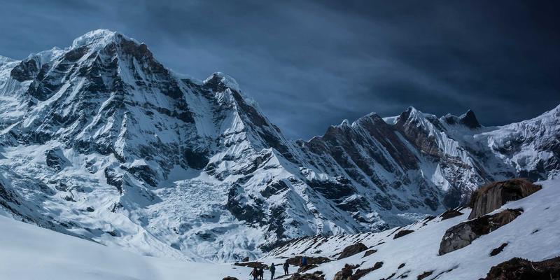 B2B内容营销漏斗构建指南:从行业白皮书到案例研究,系统培育高意向客户