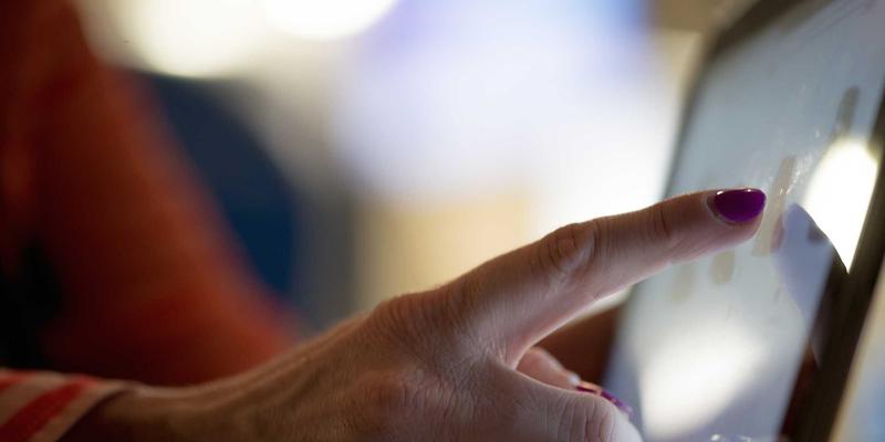 UGC运营体系：如何激励用户创作，打造品牌信任与SEO增长飞轮