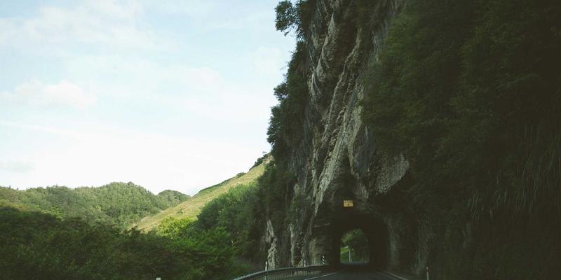 从TTCMM到品牌增长：长尾关键词如何驱动社交媒体与品牌推广的深度融合