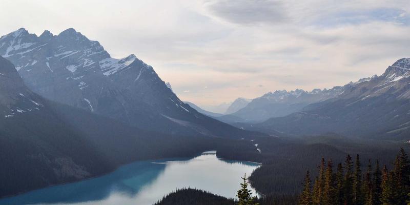 故事化内容营销:用TTCMM模型与社交媒体运营打造高粘性用户生态