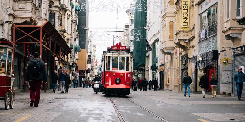 游戏化营销设计：用积分、勋章与排行榜点燃用户参与，打造品牌忠诚度